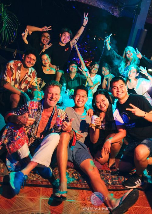 Koh Phangan Travellers Become Family Friends